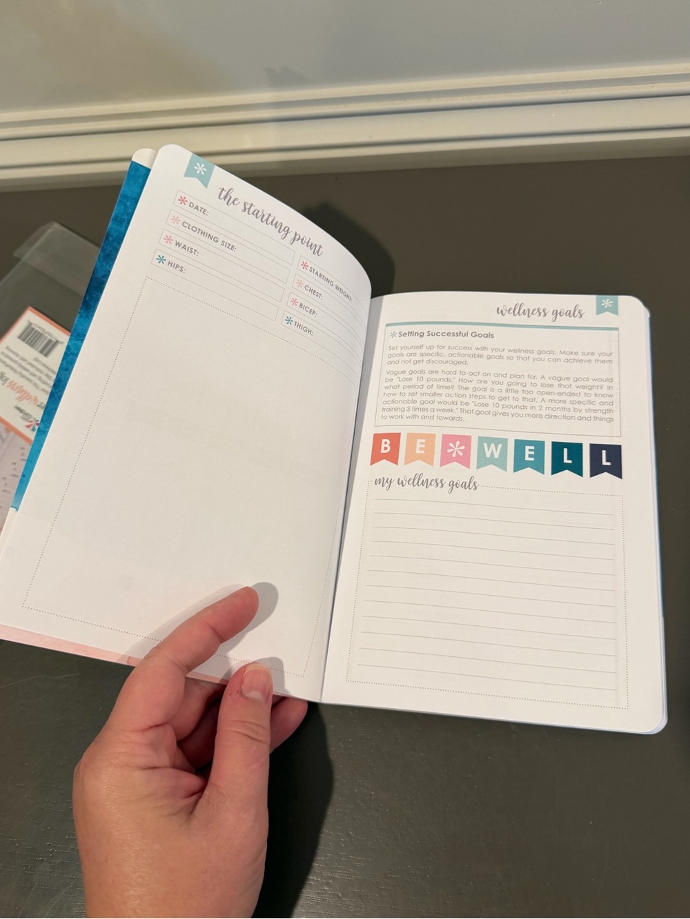 Erin Condren Petite Planner Wellness Log in Watercolor - Picture 7 of 11